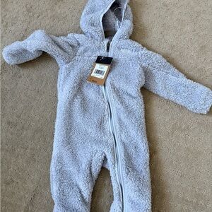 Northface Snowsuit in Grey NWT